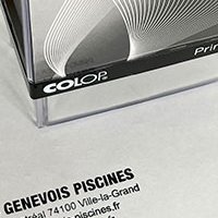 Tampon & Stlos personnalisés - Genevois Piscines